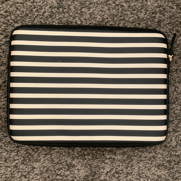 Kate Spade cushioned laptop sleeve - Picture 2 of 9